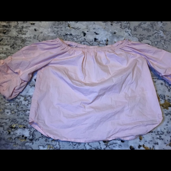 Light pink slightly off the shoulder top - Picture 3 of 3
